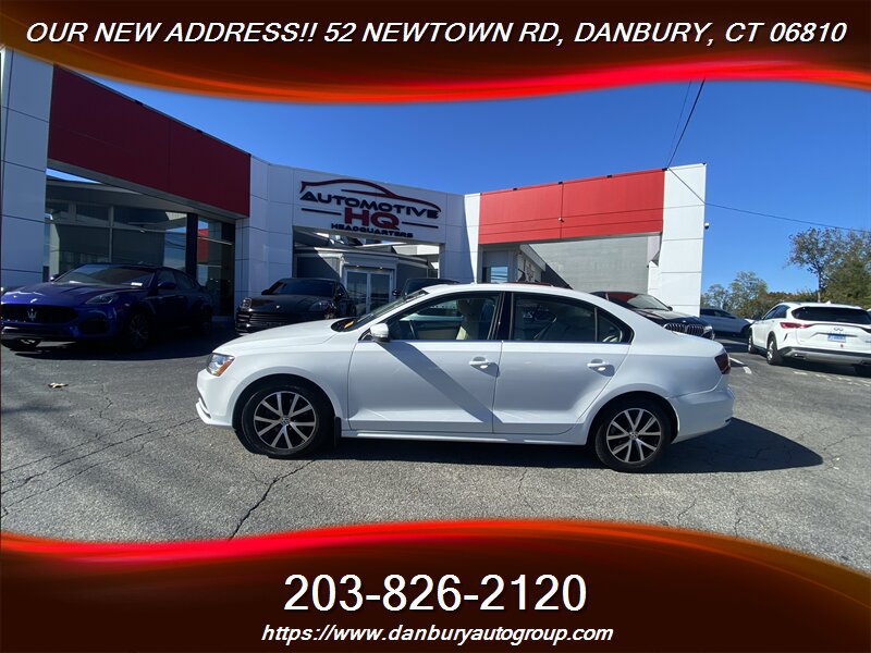 Used 2017 Volkswagen Jetta SE FWD image 1