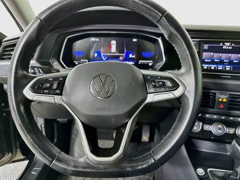 Used 2023 Volkswagen Jetta SE FWD image 19