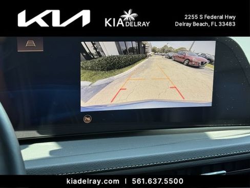 Used 2024 Cadillac XT4 Luxury w/ Cold Weather Package FWD image 21