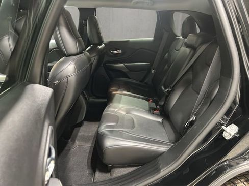 Used 2020 Jeep Cherokee Limited image 20