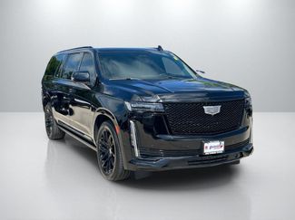 Used 2021 Cadillac Escalade ESV Sport Platinum w/ LPO, ONYX Package AWD/4WD video 3