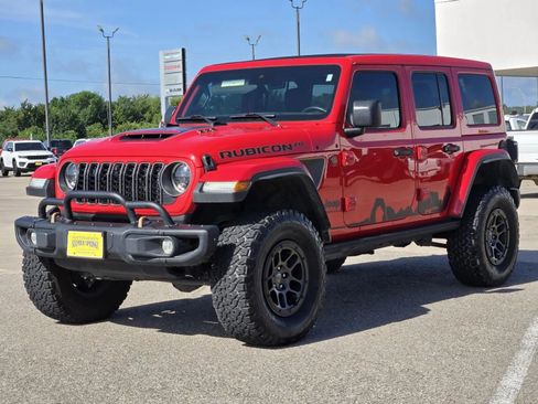 Used 2023 Jeep Wrangler Unlimited Rubicon 392 image 3