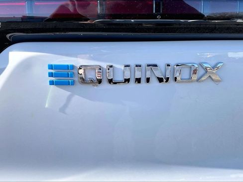 New 2026 Chevrolet Equinox EV LT FWD image 9