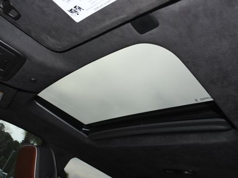 Used 2024 GMC Sierra 1500 Denali Ultimate image 7