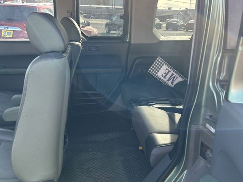 Used 2004 Honda Element EX image 19