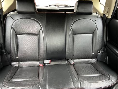 Used 2011 Nissan Rogue SV w/ SL Pkg image 15