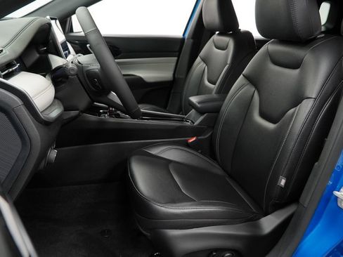 Certified 2026 Jeep Compass Limited AWD/4WD image 15