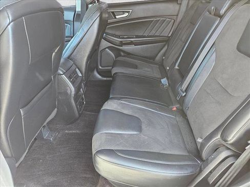 Used 2016 Ford Edge Sport w/ Technology Package image 17