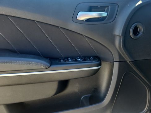 Used 2022 Dodge Charger Scat Pack RWD image 11