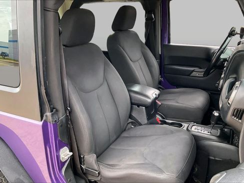 Used 2018 Jeep Wrangler Sport AWD/4WD image 10