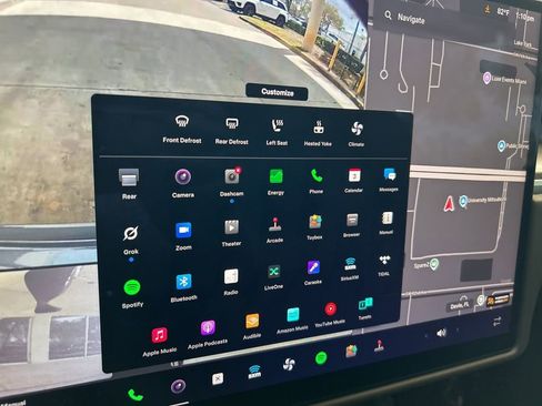 Used 2022 Tesla Model S Plaid image 49