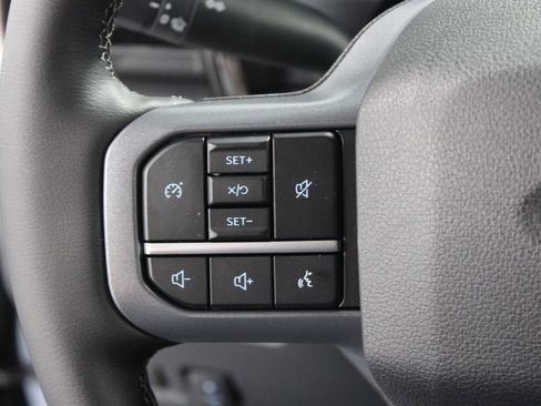 New 2026 Ford F250 Lariat w/ Black Appearance Package image 37