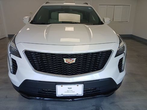 Certified 2023 Cadillac XT4 Sport AWD/4WD image 5