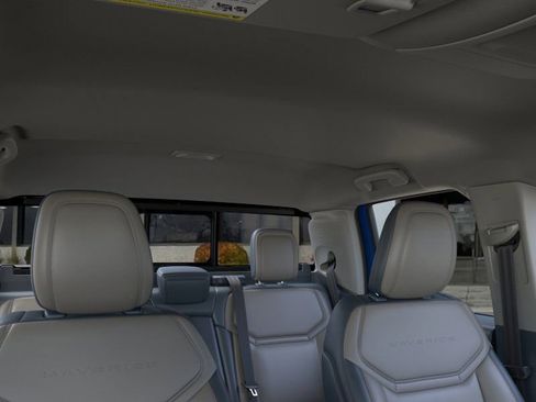 New 2026 Ford Maverick Lariat image 12