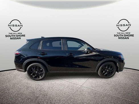 Used 2024 Honda HR-V Sport image 2