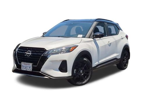 Certified 2023 Nissan Kicks SR FWD image 1