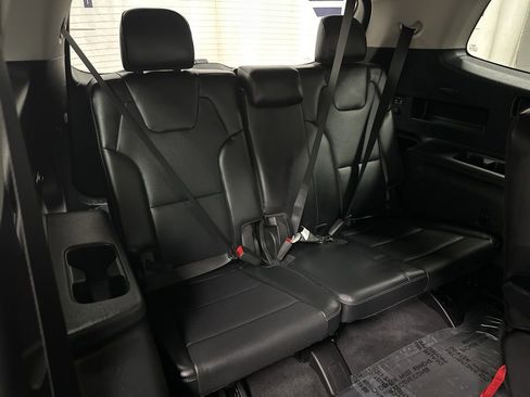 Used 2022 Kia Telluride S image 23