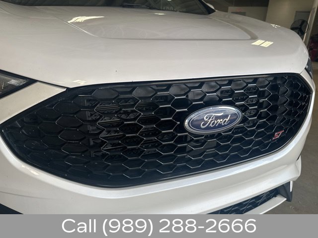 Used 2019 Ford Edge ST w/ Convenience Package AWD/4WD image 9