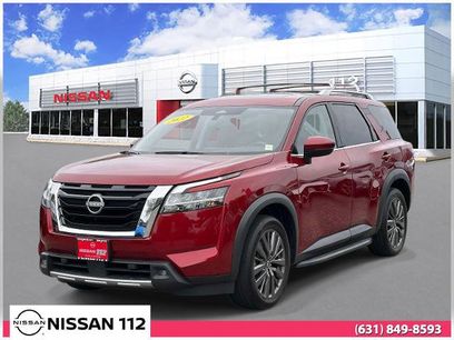 Certified 2022 Nissan Pathfinder SL w/ SL Premium Package