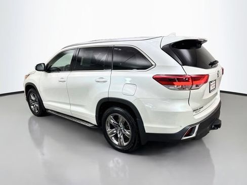 Used 2018 Toyota Highlander Limited Platinum AWD/4WD image 5
