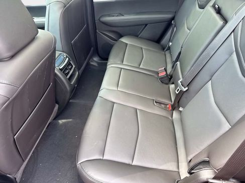 New 2026 Cadillac XT5 Premium Luxury w/ Driver Assist Package AWD/4WD image 8
