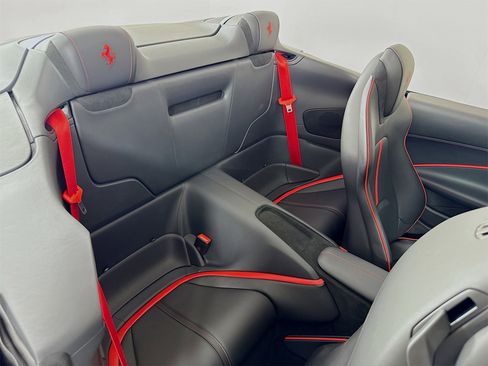 Certified 2025 Ferrari Roma Spider image 21