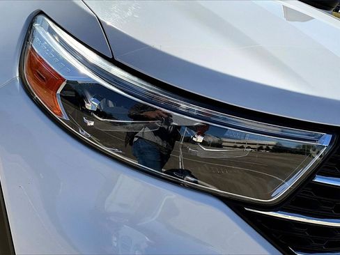 Used 2020 Ford Explorer XLT image 32