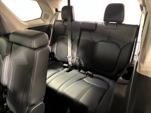 Used 2025 Honda Pilot Touring image 39