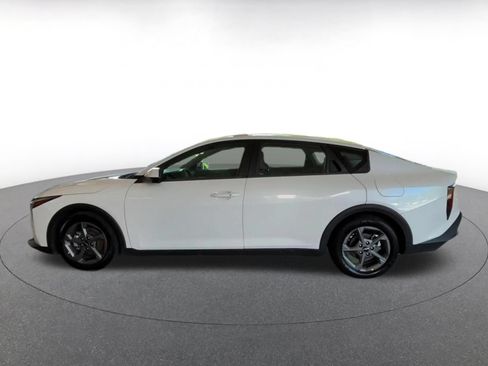 Used 2025 Kia K4 FWD image 8