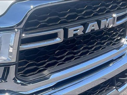 Used 2022 RAM 2500 Tradesman AWD/4WD image 31