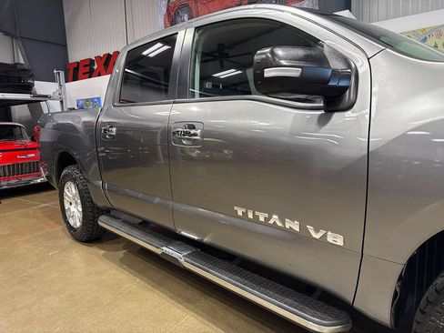 Used 2019 Nissan Titan SV AWD/4WD image 49