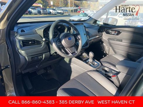 Used 2025 Subaru Forester Limited AWD/4WD image 18