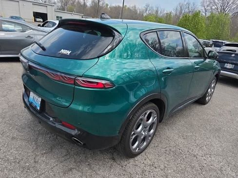 Used 2024 Alfa Romeo Tonale Veloce AWD/4WD image 3