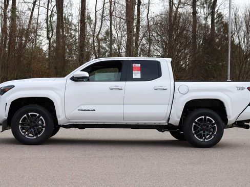 New 2026 Toyota Tacoma TRD Sport image 17