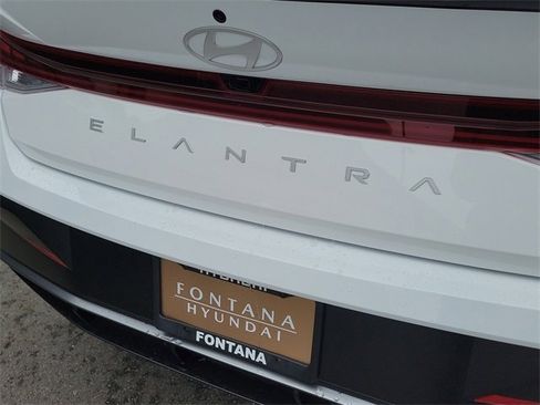 New 2026 Hyundai Elantra SEL Sport Premium image 23