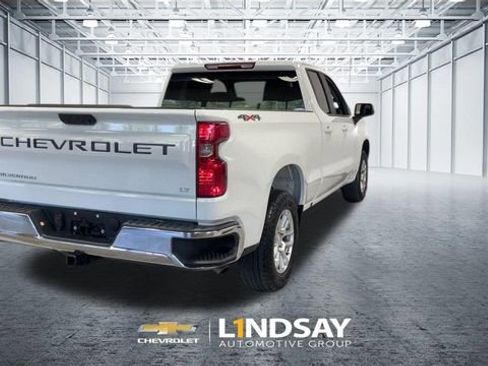 Used 2024 Chevrolet Silverado 1500 LT AWD/4WD image 9