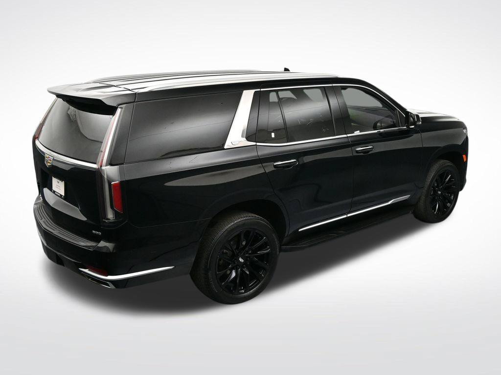 Used 2022 Cadillac Escalade Luxury w/ LPO, Illumination Package AWD/4WD image 20