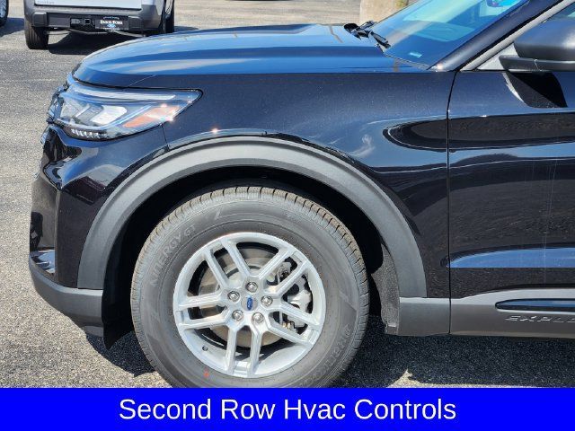 New 2026 Ford Explorer Active w/ Active Comfort Package RWD image 9