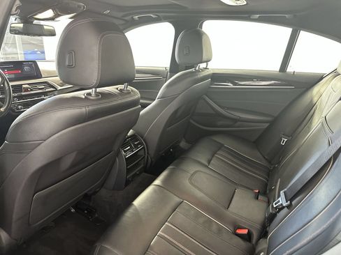 Used 2019 BMW 530i RWD image 24