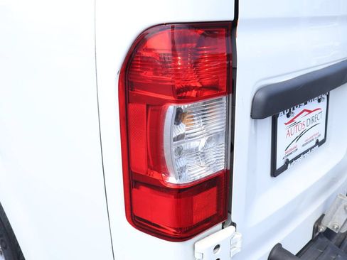 Used 2019 Nissan NV 3500 SV RWD image 27