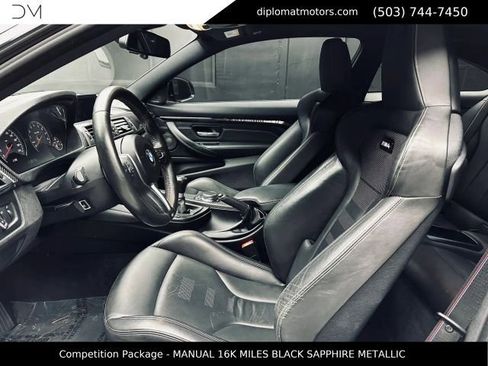 Used 2019 BMW M4 Coupe w/ Competition Package RWD image 17