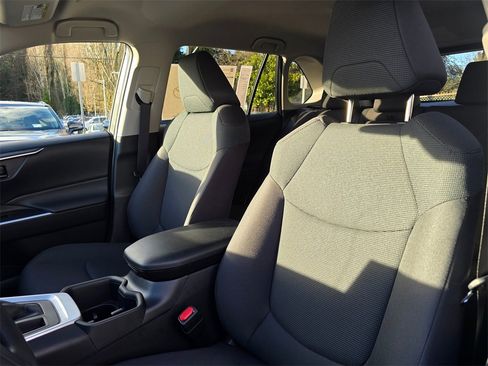New 2025 Toyota RAV4 LE image 21