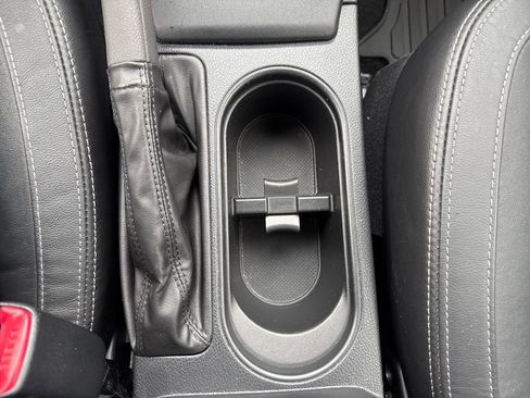 Used 2017 Subaru Forester 2.5i Touring AWD/4WD image 23