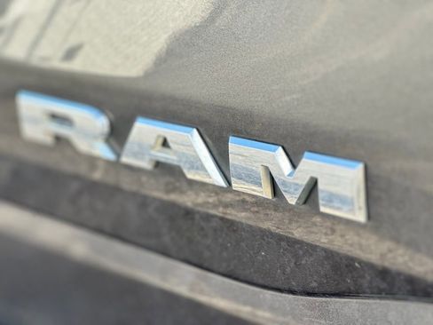 Used 2019 RAM 1500 Big Horn image 25