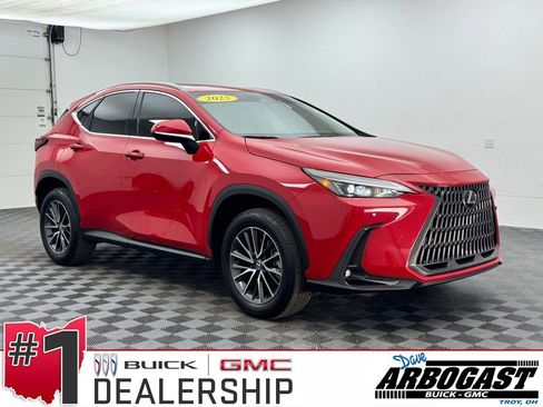 Used 2025 Lexus NX 250 FWD w/ Towing Package (2000 Lbs) image 1