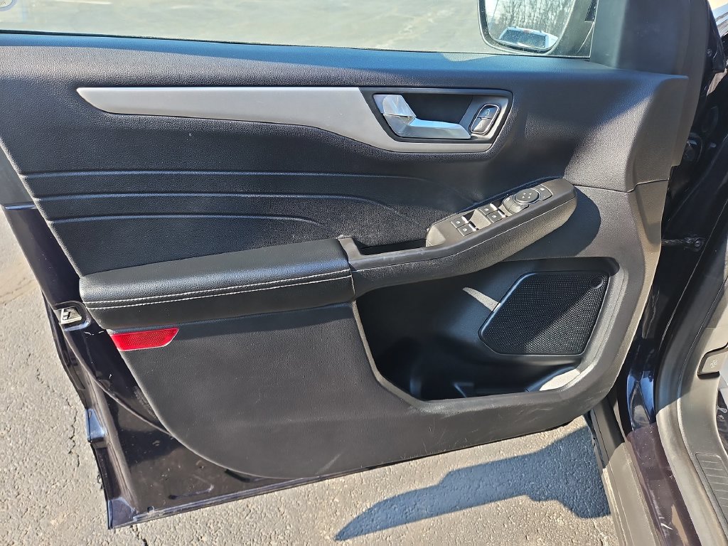 Used 2021 Ford Escape SE AWD/4WD image 23
