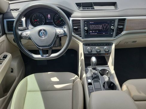 Used 2019 Volkswagen Atlas SE FWD image 19