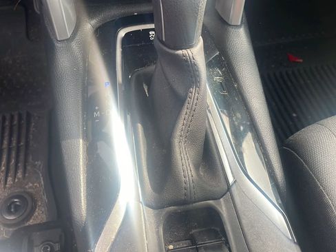 Used 2023 Toyota Corolla Cross LE w/ Moonroof Package image 20