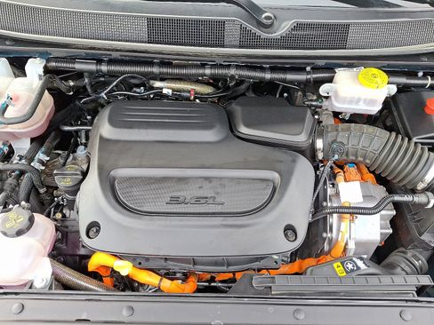 Used 2024 Chrysler Pacifica Pinnacle image 27