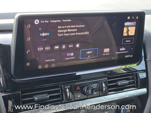 Used 2026 Nissan Pathfinder SV FWD image 27